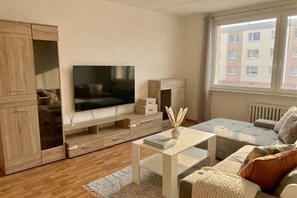 Predaj bytu 2-izbový 61 m², Truhlářova, Ústí nad Labem Predaj bytu 2-izbový 61 m², Truhlářova, Ústí nad Labem