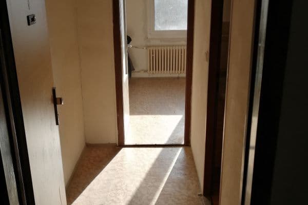 Predaj bytu 1-izbový 35 m², Na Výsluní, Neratovice Predaj bytu 1-izbový 35 m², Na Výsluní, Neratovice