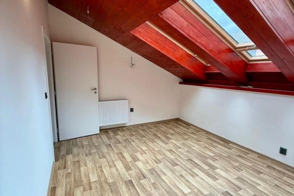 Prenájom bytu Garsoniéra 15 m², Radlická, Praha Prenájom bytu Garsoniéra 15 m², Radlická, Praha