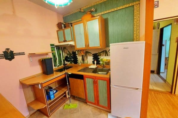 Prenájom bytu 2-izbový 42 m², Sídliště pionýrů, Úštěk Prenájom bytu 2-izbový 42 m², Sídliště pionýrů, Úštěk