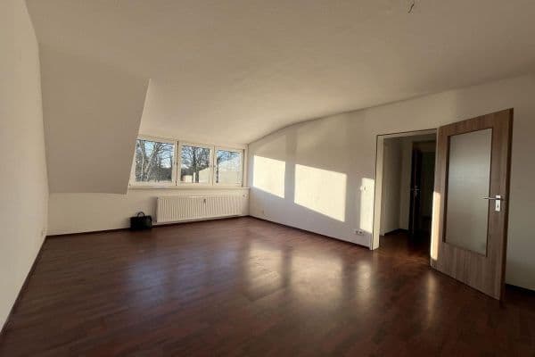 Prenájom bytu 3-izbový 74 m², Scheppmannskamp 9, Essen Prenájom bytu 3-izbový 74 m², Scheppmannskamp 9, Essen