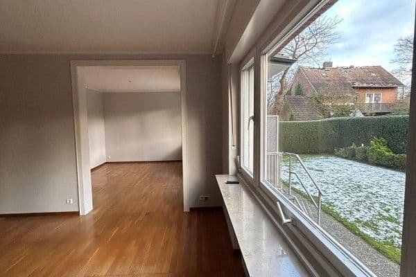 Prenájom bytu 3-izbový 93 m², Bodelschwinghstr. 40, Münster Prenájom bytu 3-izbový 93 m², Bodelschwinghstr. 40, Münster