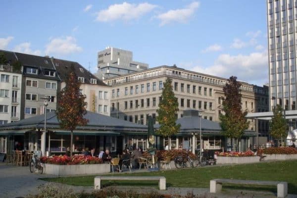 Predaj bytu 4-izbový 122 m², Florastraße, Düsseldorf, Severné Porýnie - Westfálsko Predaj bytu 4-izbový 122 m², Florastraße, Düsseldorf, Severné Porýnie - Westfálsko