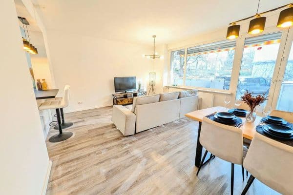 Predaj bytu 4-izbový 92 m², Ostpreußendamm 162, Berlin, Berlín Predaj bytu 4-izbový 92 m², Ostpreußendamm 162, Berlin, Berlín