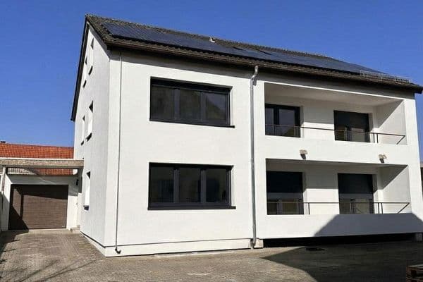 Prenájom bytu 4-izbový 102 m², Markgröningen Prenájom bytu 4-izbový 102 m², Markgröningen