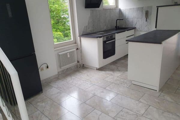 Prenájom bytu 2-izbový 76 m², Worms Prenájom bytu 2-izbový 76 m², Worms