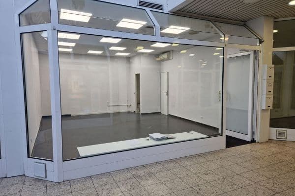 Prenájom nebytového priestoru 37 m², Bahnstrasse 28-30, ERKRATH Prenájom nebytového priestoru 37 m², Bahnstrasse 28-30, ERKRATH