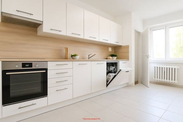 Prenájom bytu 3-izbový 71 m², Vardasova, Havířov, Moravskoslezský kraj Prenájom bytu 3-izbový 71 m², Vardasova, Havířov, Moravskoslezský kraj