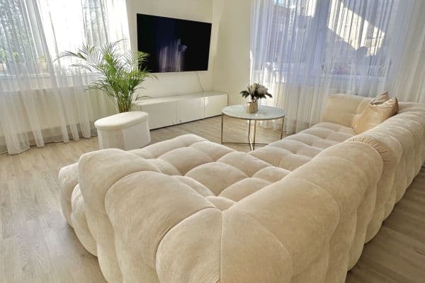 Predaj bytu 3-izbový 81 m², K Dobročovicům, Květnice Predaj bytu 3-izbový 81 m², K Dobročovicům, Květnice