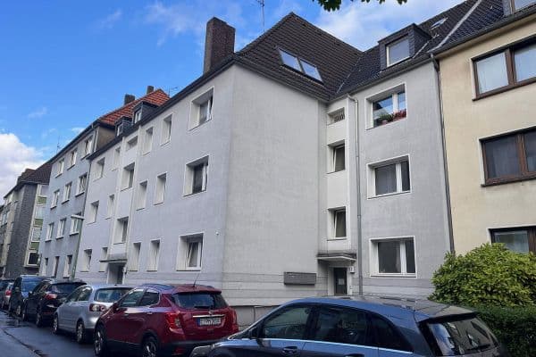 Prenájom bytu 2-izbový 64 m², Emilienstr. 37, Essen, Severné Porýnie - Westfálsko Prenájom bytu 2-izbový 64 m², Emilienstr. 37, Essen, Severné Porýnie - Westfálsko