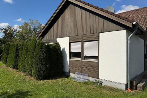 Predaj domu 120 m², pozemek 590 m², Königsbrunn Predaj domu 120 m², pozemek 590 m², Königsbrunn
