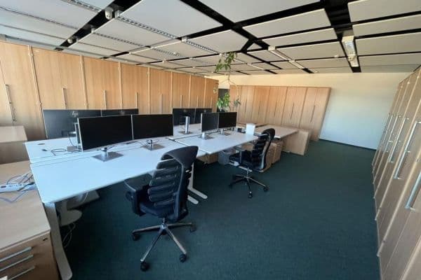 Prenájom kancelárie 564 m², Georg-Schumann-Str. 294, Leipzig, Sasko Prenájom kancelárie 564 m², Georg-Schumann-Str. 294, Leipzig, Sasko