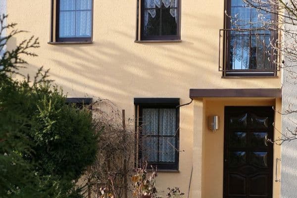 Predaj domu 138 m², pozemek 254 m², Halle, Sasko-Anhaltsko Predaj domu 138 m², pozemek 254 m², Halle, Sasko-Anhaltsko