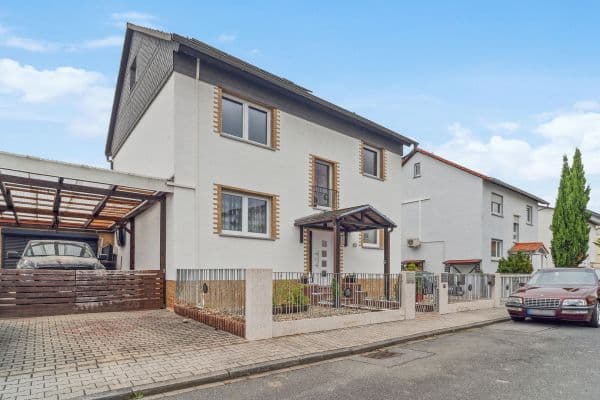 Predaj domu 150 m², pozemek 575 m², Riedstraße 13, Groß-Gerau Predaj domu 150 m², pozemek 575 m², Riedstraße 13, Groß-Gerau