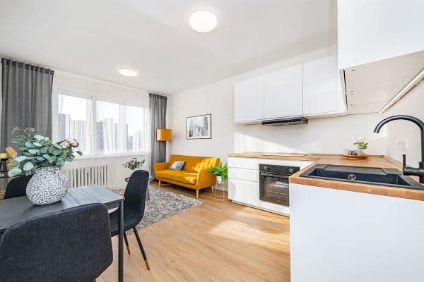 Predaj bytu 3-izbový 53 m², Etiopská, Praha Predaj bytu 3-izbový 53 m², Etiopská, Praha