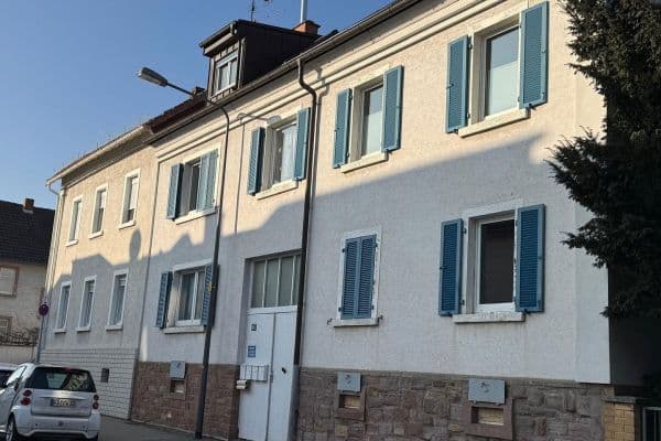 Predaj domu 285 m², pozemek 596 m², Frankfurt am Main Predaj domu 285 m², pozemek 596 m², Frankfurt am Main