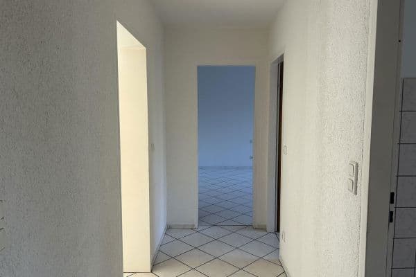 Prenájom bytu 3-izbový 60 m², Krautstraße 69, Duisburg Prenájom bytu 3-izbový 60 m², Krautstraße 69, Duisburg