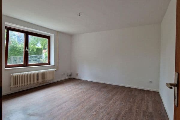 Prenájom bytu 2-izbový 61 m², Mannhagener Straße 5, Panten Prenájom bytu 2-izbový 61 m², Mannhagener Straße 5, Panten