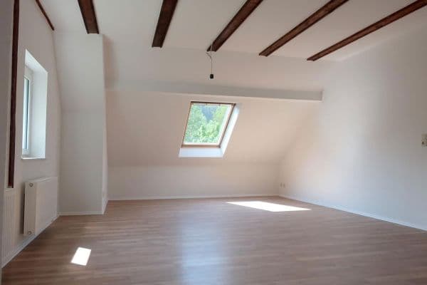 Prenájom bytu 2-izbový 60 m², Grünhain-Beierfeld Prenájom bytu 2-izbový 60 m², Grünhain-Beierfeld