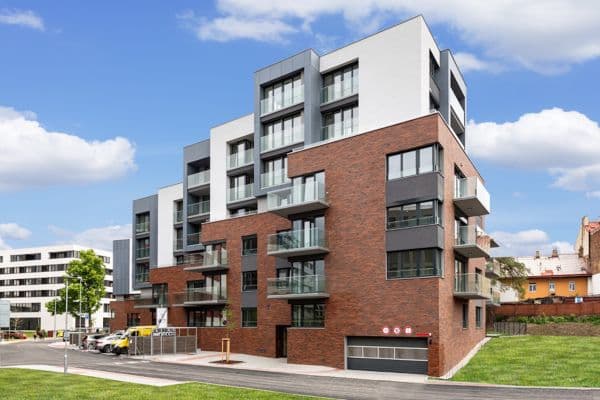 Predaj bytu 3-izbový 84 m², Vojenova, Praha Predaj bytu 3-izbový 84 m², Vojenova, Praha