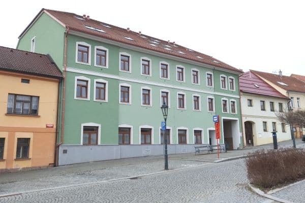 Predaj bytu 3-izbový 110 m², Palackého náměstí, Vlašim, Středočeský kraj Predaj bytu 3-izbový 110 m², Palackého náměstí, Vlašim, Středočeský kraj