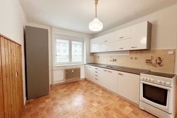 Prenájom bytu 2-izbový 45 m², 9. května, Prenájom bytu 2-izbový 45 m², 9. května,