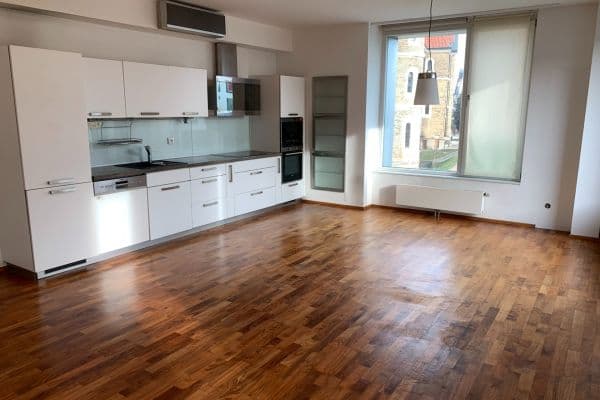 Predaj bytu 3-izbový 96 m², Švédská, Praha Predaj bytu 3-izbový 96 m², Švédská, Praha