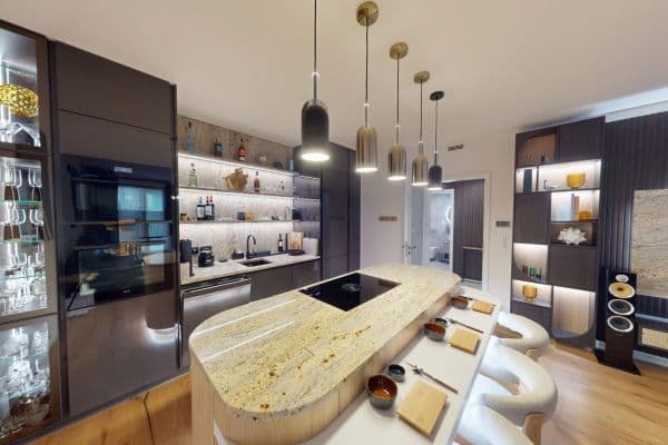 Prenájom bytu 2-izbový 64 m², Ramonova, Praha Prenájom bytu 2-izbový 64 m², Ramonova, Praha