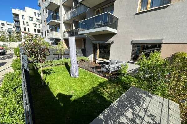Prenájom bytu 2-izbový 57 m², Waltariho, Praha Prenájom bytu 2-izbový 57 m², Waltariho, Praha