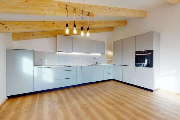 Prenájom bytu 3-izbový 90 m², Okružní, Mladá Boleslav Prenájom bytu 3-izbový 90 m², Okružní, Mladá Boleslav