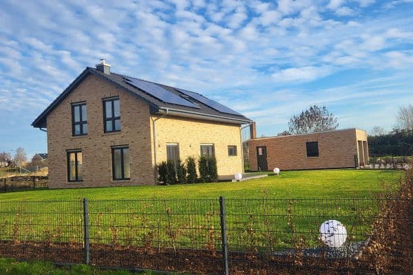 Predaj domu 158 m², pozemek 1.000 m², Dobin am See / OT Liessow Predaj domu 158 m², pozemek 1.000 m², Dobin am See / OT Liessow