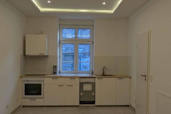 Prenájom bytu 2-izbový 45 m², Oppauerstr.36, Mannheim Prenájom bytu 2-izbový 45 m², Oppauerstr.36, Mannheim