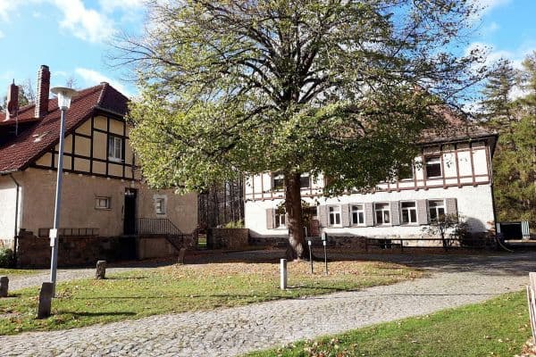 Predaj domu 1.330 m², pozemek 42.907 m², Bad Harzburg/Eckertal Predaj domu 1.330 m², pozemek 42.907 m², Bad Harzburg/Eckertal