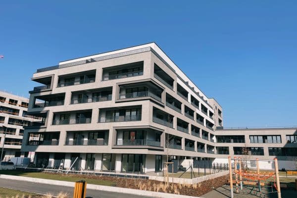 Prenájom bytu 2-izbový 56 m², Poděbradská, Praha Prenájom bytu 2-izbový 56 m², Poděbradská, Praha