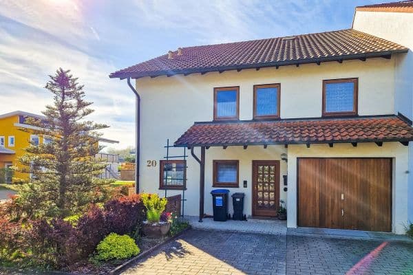 Predaj domu 157 m², pozemek 403 m², Kusterdingen Predaj domu 157 m², pozemek 403 m², Kusterdingen