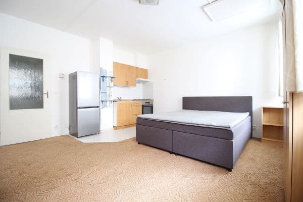 Prenájom bytu 1-izbový 30 m², Pelušková, Prenájom bytu 1-izbový 30 m², Pelušková,