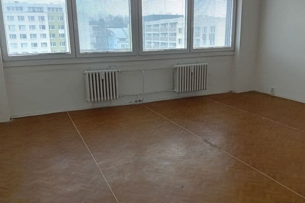 Prenájom nebytového priestoru 38 m², Roháčova, Praha Prenájom nebytového priestoru 38 m², Roháčova, Praha