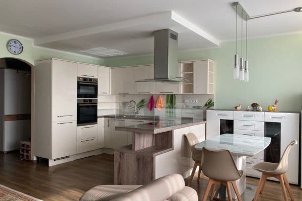 Predaj bytu 3-izbový 78 m², Bellušova, Praha Predaj bytu 3-izbový 78 m², Bellušova, Praha