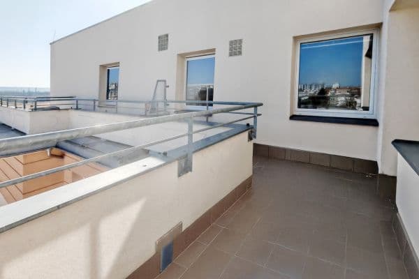 Prenájom bytu 2-izbový 52 m², Na Stezce, Praha Prenájom bytu 2-izbový 52 m², Na Stezce, Praha