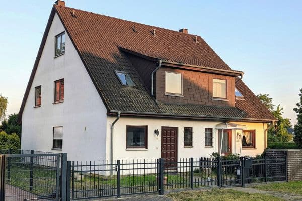 Prenájom domu 120 m², pozemek 285 m², Berlin Prenájom domu 120 m², pozemek 285 m², Berlin