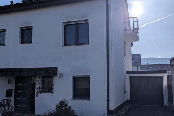 Predaj domu 188 m², pozemek 222 m², Leonberg, Bádensko-Wurttembersko Predaj domu 188 m², pozemek 222 m², Leonberg, Bádensko-Wurttembersko