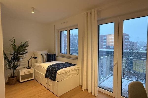 Prenájom bytu 1-izbový 26 m², Berlin, Berlín Prenájom bytu 1-izbový 26 m², Berlin, Berlín