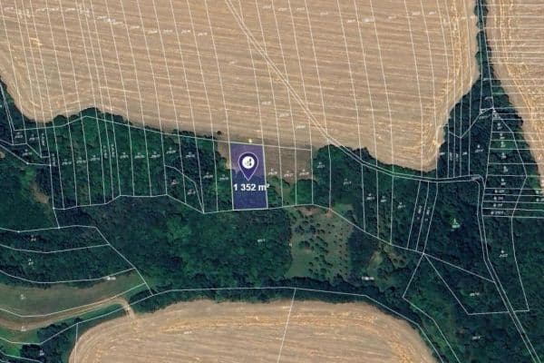 Predaj pozemku 1.352 m², Predaj pozemku 1.352 m²,