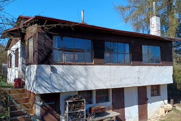 Predaj rekreačného objektu 62 m², pozemek 504 m², Lesní, Zadní Třebaň Predaj rekreačného objektu 62 m², pozemek 504 m², Lesní, Zadní Třebaň