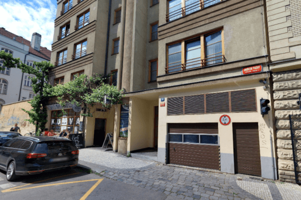 Prenájom garáže 12 m², Jindřicha Plachty, Praha Prenájom garáže 12 m², Jindřicha Plachty, Praha