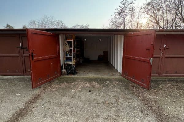 Predaj garáže 17 m², Okružní, Brno Predaj garáže 17 m², Okružní, Brno