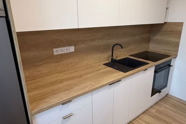 Prenájom bytu 2-izbový 44 m², Stiborova, Olomouc Prenájom bytu 2-izbový 44 m², Stiborova, Olomouc