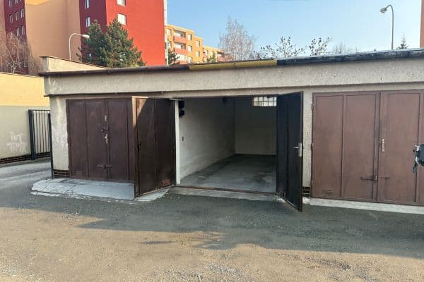 Predaj garáže 18 m², Kyjevská, Brno Predaj garáže 18 m², Kyjevská, Brno