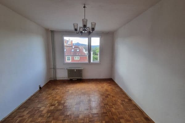 Prenájom bytu 2-izbový 65 m², Vaňurova, Liberec Prenájom bytu 2-izbový 65 m², Vaňurova, Liberec