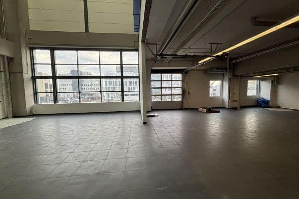 Prenájom nebytového priestoru 520 m², Moselstr. 14, Neuss, Severné Porýnie - Westfálsko Prenájom nebytového priestoru 520 m², Moselstr. 14, Neuss, Severné Porýnie - Westfálsko